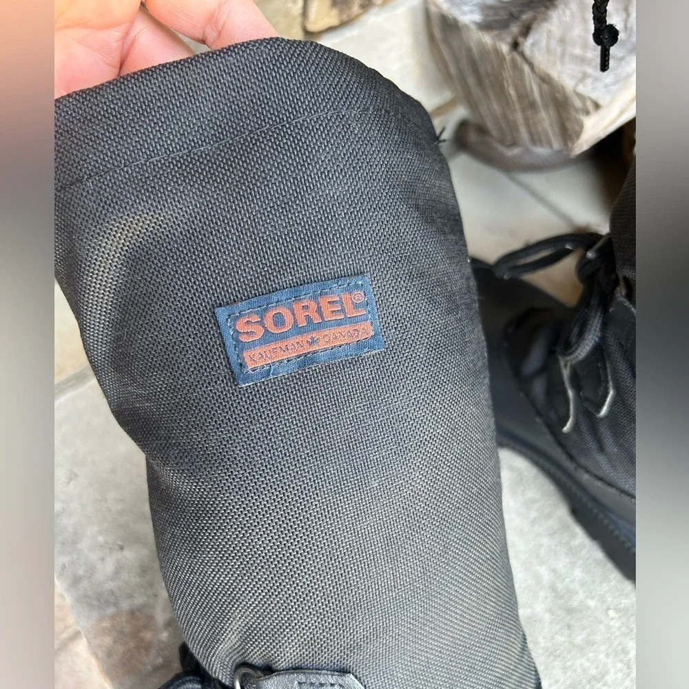 Sorel Kaufman canada black boots Vintage snowcap felt lined & waterproof Sz-6. B